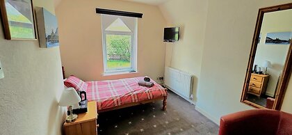 Strathcarron Hotel