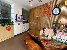 Sun Flower House