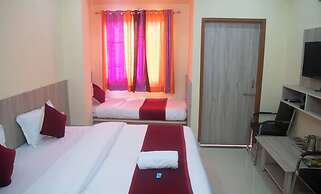 Hotel Thikana Palace