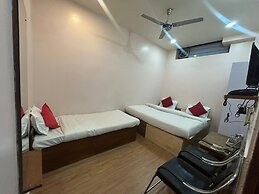 Hotel Thikana Palace