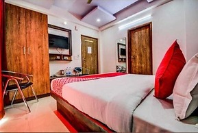 Hotel Thikana Palace