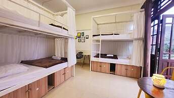 Amy 2 Hostel Hue