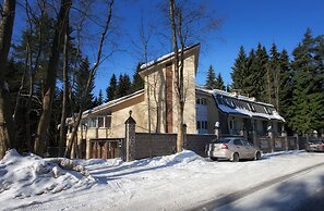 House of the Hunter