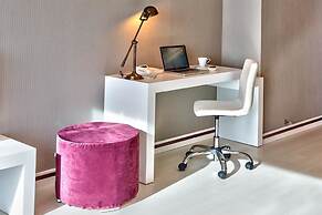 Ozay Suites