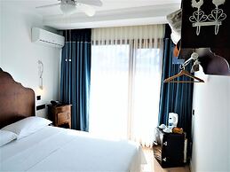 Foca 1887 Otel