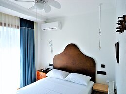 Foca 1887 Otel