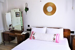 Foca 1887 Otel