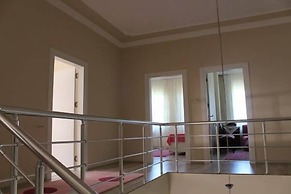 Orange Villa