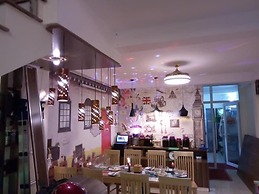 Friendly Home