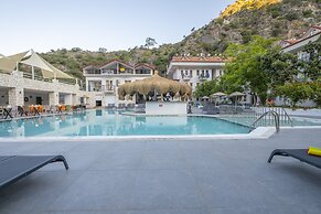 Akdeniz Beach Hotel