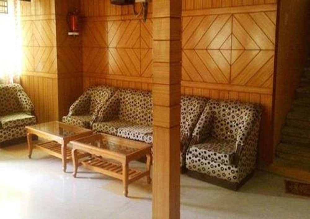 Hotel D'Zojila - Kargil
