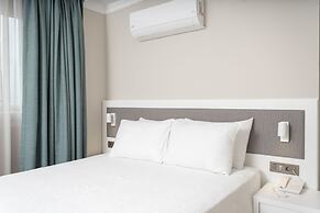 Bay Nihat Lale Otel