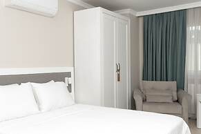 Bay Nihat Lale Otel