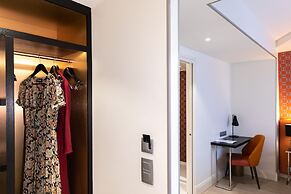 Hôtel Dress Code