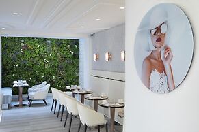 Hôtel Dress Code
