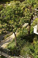 Prima Vista Beachfront Boutique Hotel