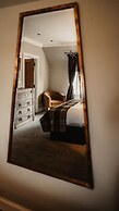 Broadford Hotel