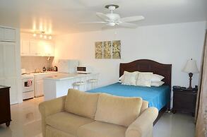 Seawind On The Bay Beach Studio OLR