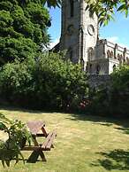 Blue Bell Hotel