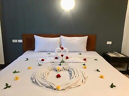 Krabi Grand Place Hotel