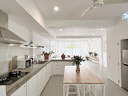 Isara Khao Lak