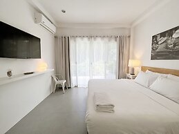Isara Khao Lak
