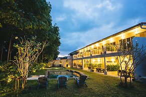 Isara Khao Lak