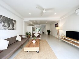 Isara Khao Lak