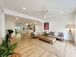 Isara Khao Lak