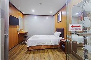 Chimera Hotel