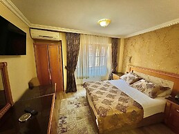 Grand Papirus Hotel