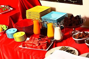 Apameia Hotel