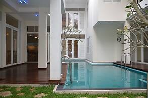 Anchorage Villa