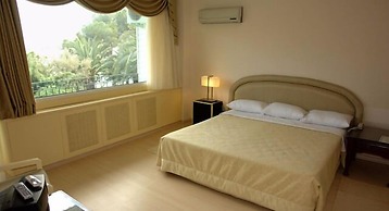 Kismet Hotel