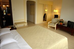 Kismet Hotel
