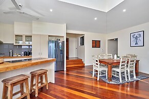 Beachcomber Holiday House