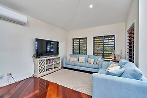 Beachcomber Holiday House
