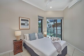 Beachcomber Holiday House