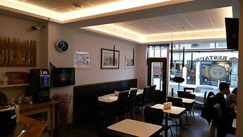 100 Iceland Hotel