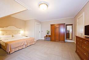 Skrunda Manor Hotel