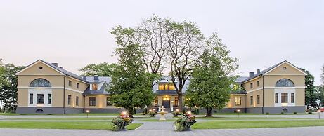 Skrunda Manor Hotel