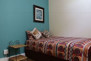 Urban Hive Backpackers