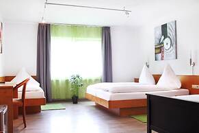 Hotel Pension Kaempfelbach