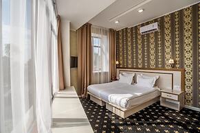 Ochagof Hotel