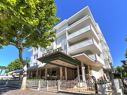 Hotel Excelsior