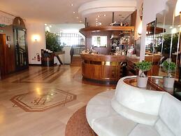 Hotel Excelsior