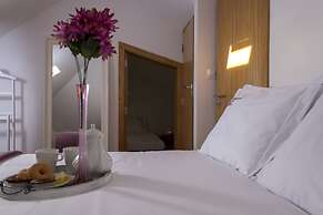 Authentic Porto Apartments