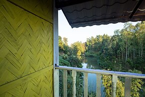 Fanush Resort