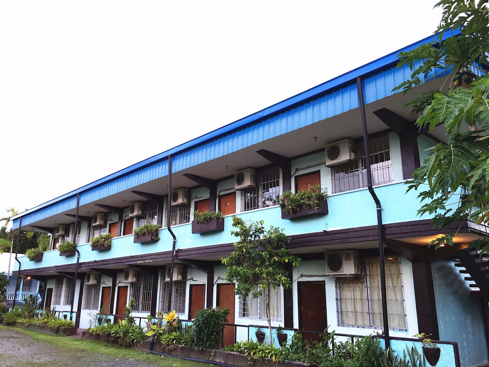 Palau Island Garden Hotel