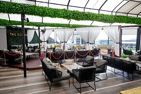 Time Square Hotel
